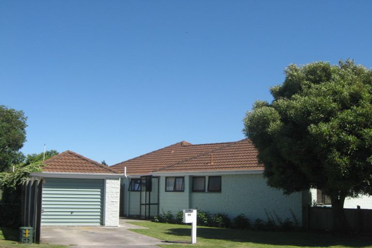Photo of property in 18 Laramie Place, Broomfield, Christchurch, 8042
