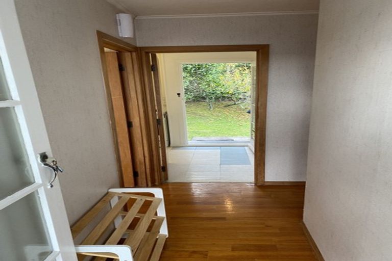 Photo of property in 37 Linwood Avenue, Forrest Hill, Auckland, 0620