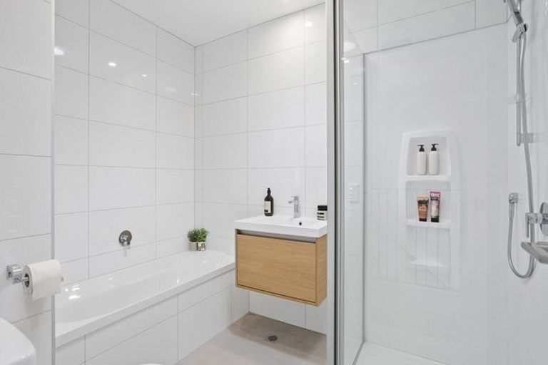 Photo of property in 45 Periko Way, Takanini, 2112