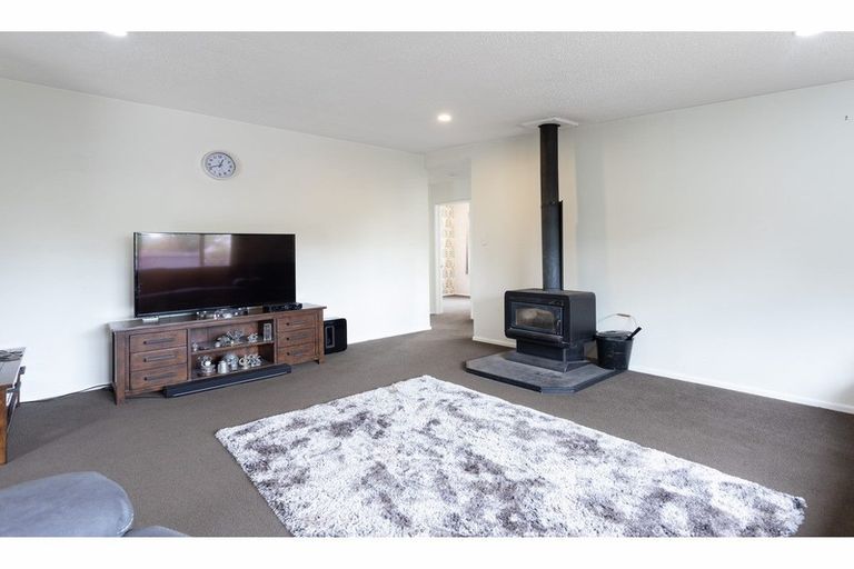 Photo of property in 6 King Street, Doyleston, 7682