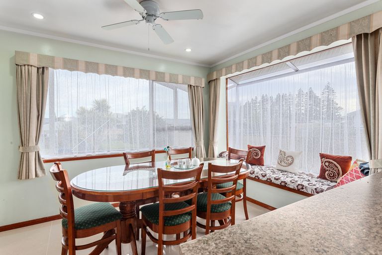 Photo of property in 25 Rata Avenue, Edgecumbe, 3120