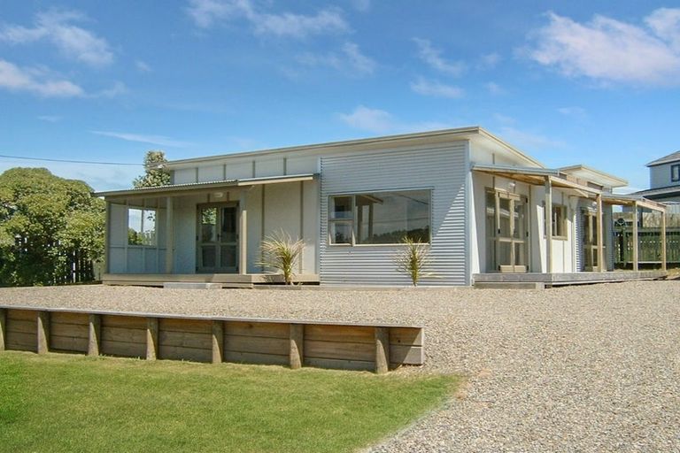 Photo of property in 70 Seabury Avenue, Foxton Beach, Foxton, 4815