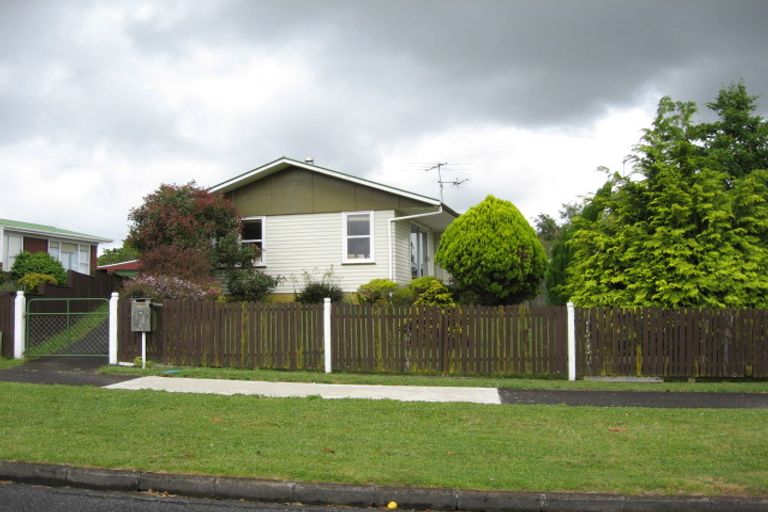 Photo of property in 6 Churchill Street, Pukekohe, 2120