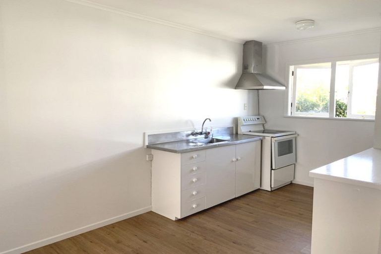 Photo of property in 1/6 Arabi Street, Sandringham, Auckland, 1041