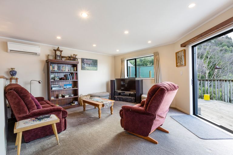 Photo of property in 22a Mount Street, Port Chalmers, 9023