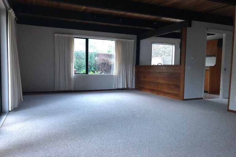 Photo of property in 2a Pitoitoi Road, Days Bay, Lower Hutt, 5013