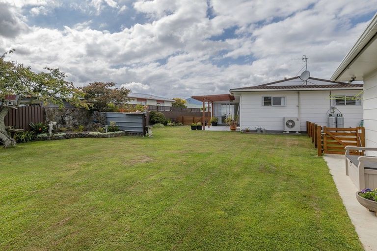 Photo of property in 3 Rimu Street, Levin, 5510
