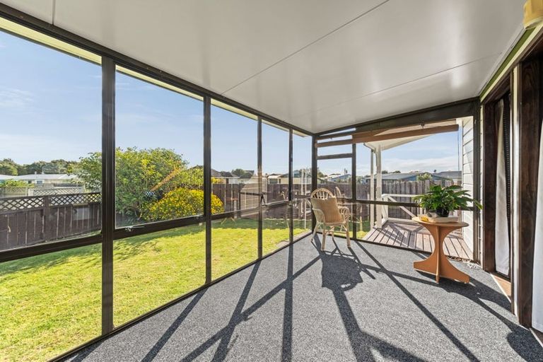 Photo of property in 2 Desmond Place, Bell Block, New Plymouth, 4312