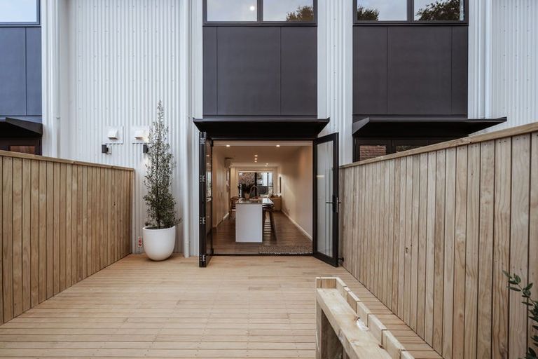 Photo of property in 6 Clayton Lane, Tauranga South, Tauranga, 3112