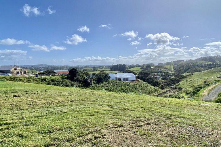 Photo of property in 9 Kapokapowai Street, Raglan, 3225