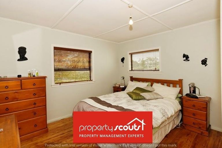 Photo of property in 37 Rangeview Road, Sunnyvale, Auckland, 0612
