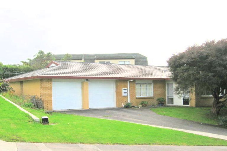 Photo of property in 30 Albatross Road, Red Beach, 0932