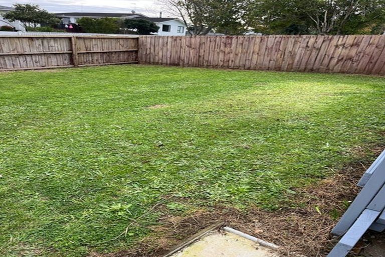 Photo of property in 26 Blanche Way, Half Moon Bay, Auckland, 2012