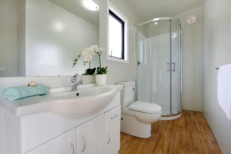 Photo of property in 90 Lightband Road, Brightwater, 7022