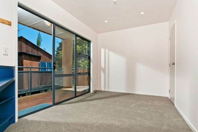 Photo of property in 20/3 The Avenue, Albany, Auckland, 0632