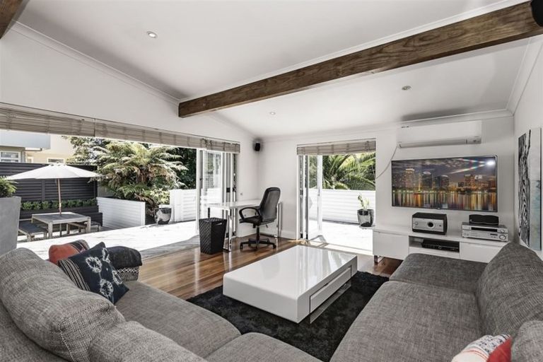 Photo of property in 37 Awatere Avenue, Beerescourt, Hamilton, 3200