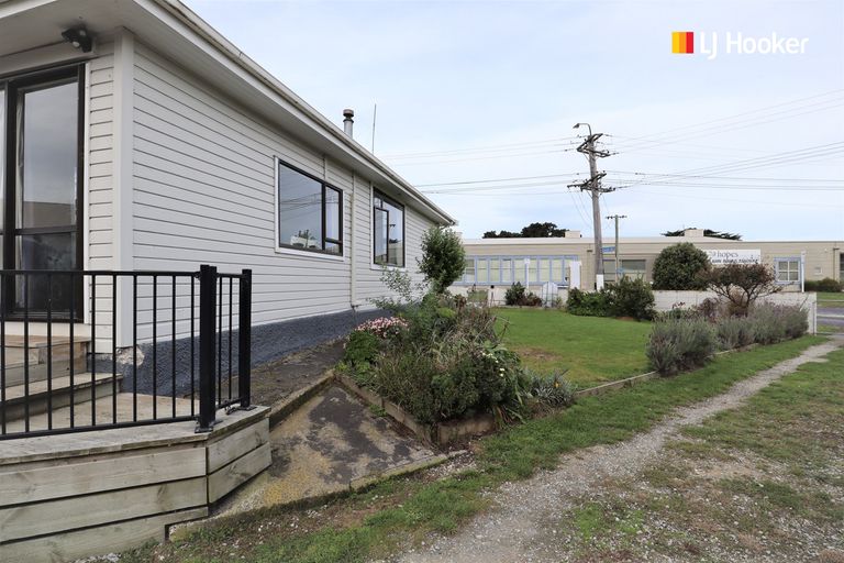 Photo of property in 37 Tahuna Road, Tainui, Dunedin, 9013