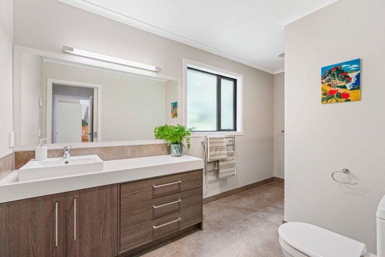 Photo of property in 174 Mapara Road, Acacia Bay, Taupo, 3385