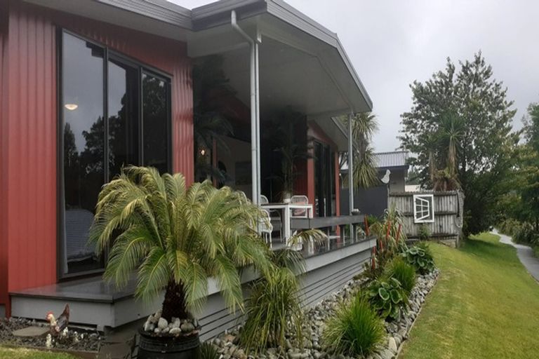 Photo of property in 64 Mary-ellen Place, Coromandel, 3506