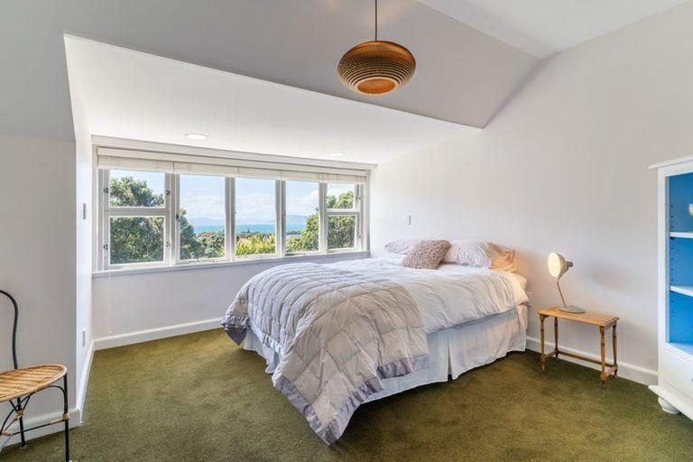 Photo of property in 6 Burnham Street, Seatoun, Wellington, 6022