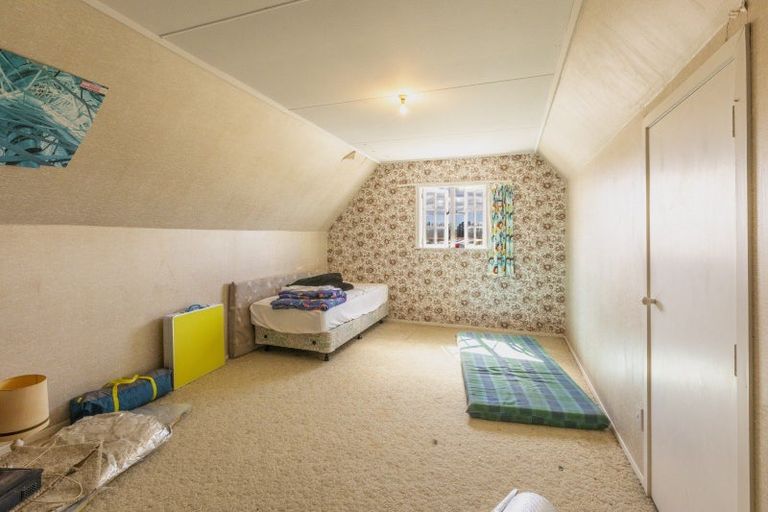 Photo of property in 11 Cook Street, Waipukurau, 4200