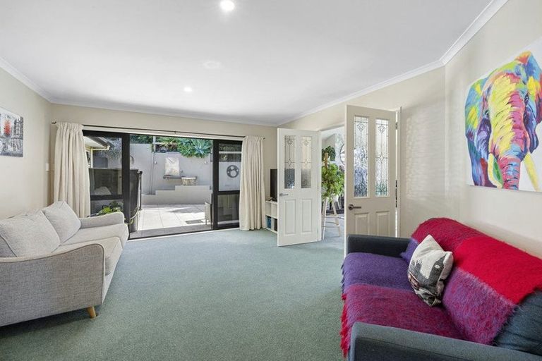 Photo of property in 4 Willow Place, Whalers Gate, New Plymouth, 4310