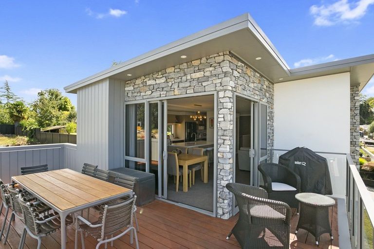 Photo of property in 6 Ada Close, Cambridge, 3434