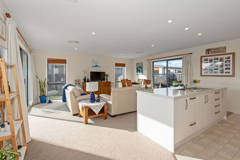 Photo of property in 11 Picadilly Avenue, Casebrook, Christchurch, 8051