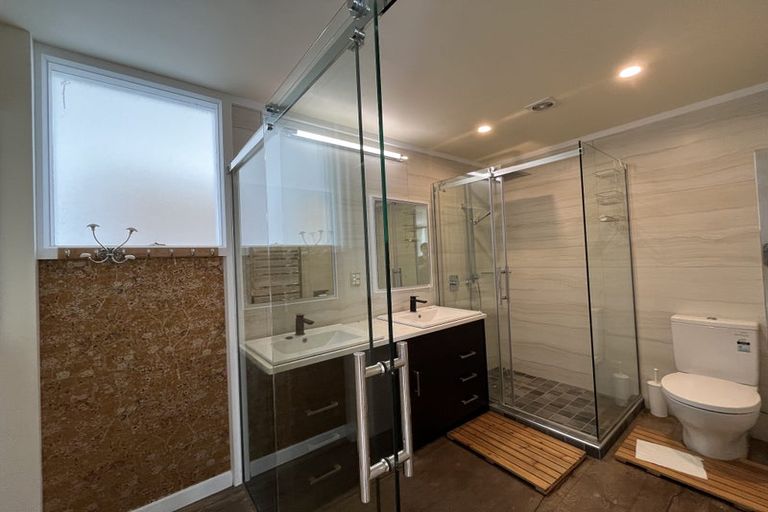 Photo of property in 27 Palmer Crescent, Mission Bay, Auckland, 1071