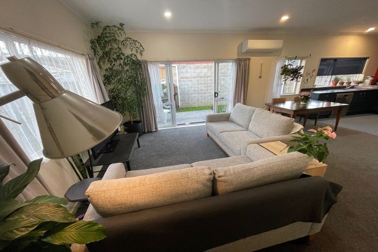 Photo of property in 24 Rex Street, Miramar, Wellington, 6022