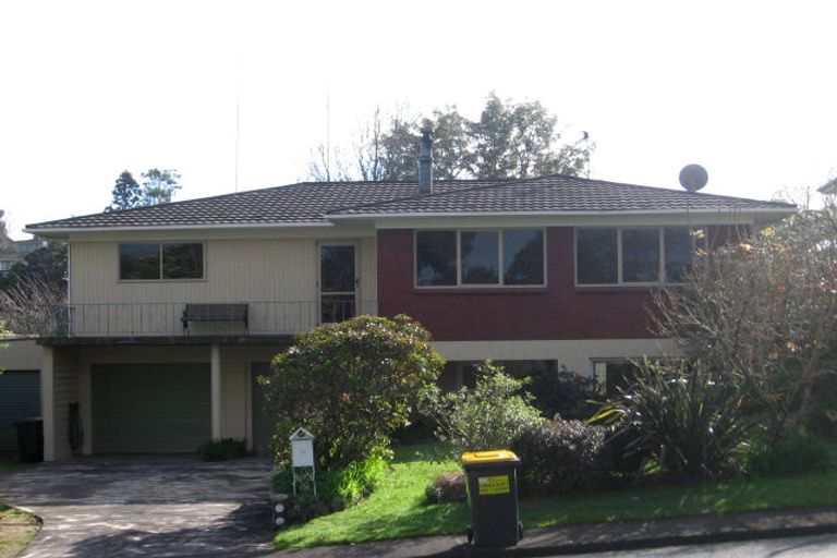 Photo of property in 19 Zita Maria Drive, Massey, Auckland, 0614