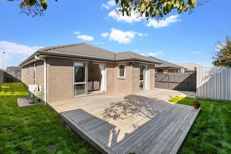 Photo of property in 34 Tomairangi Crescent, Pukekohe, 2120