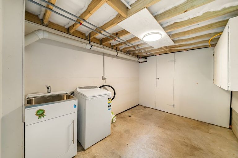 Photo of property in 42 Drummond Street, Mount Cook, Wellington, 6021