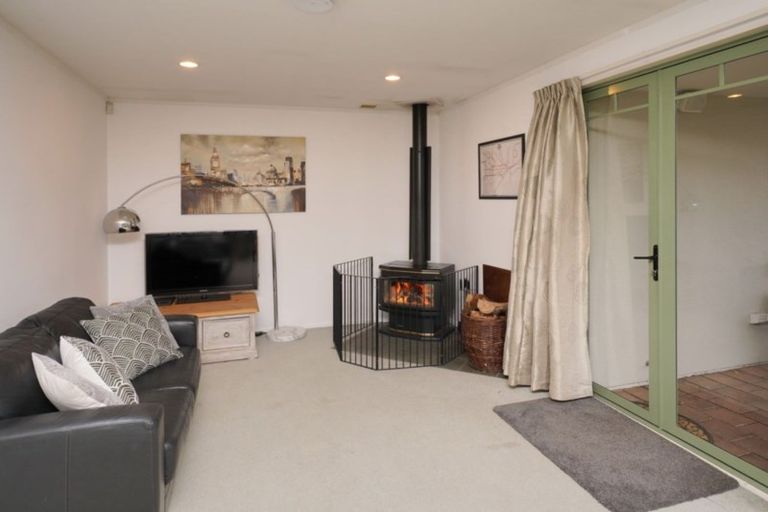 Photo of property in 13 Welsford Street, Woodend, 7610