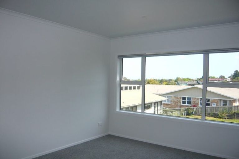 Photo of property in 3/12 Scotland Place, Hillcrest, Hamilton, 3216
