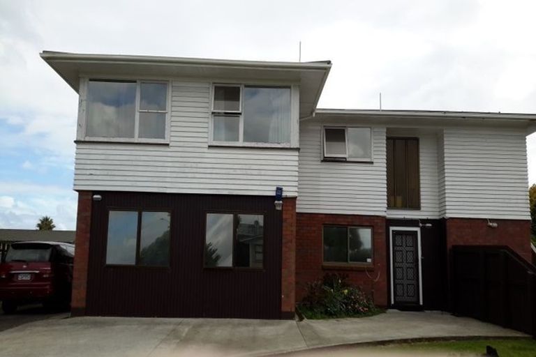 Photo of property in 12 Ronald Place, Manurewa, Auckland, 2102