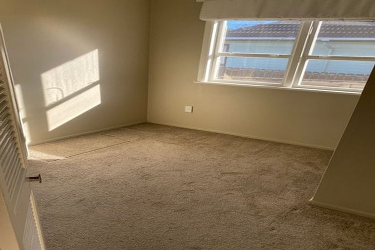 Photo of property in 9 Andrew Road, Howick, Auckland, 2010