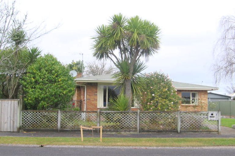 Photo of property in 1 Rumney Street, Fairfield, Hamilton, 3214