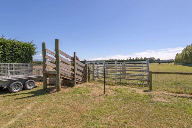 Photo of property in 9 Mulholland Drive, Darfield, 7571