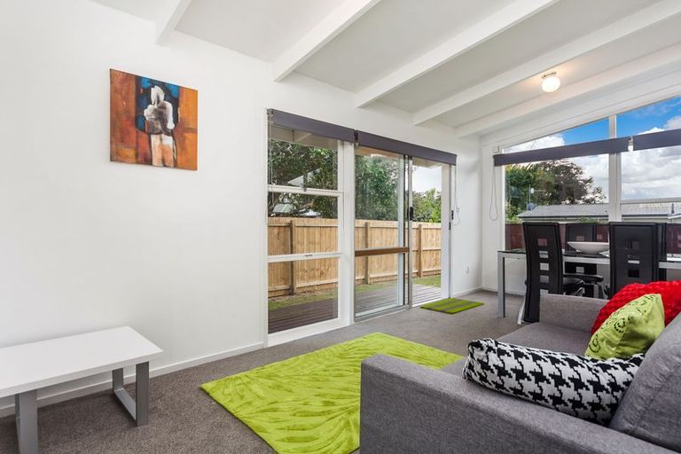 Photo of property in 3/3 Vine Street, Mangere East, Auckland, 2024