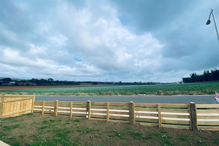 Photo of property in 1 Huamanu Street, Pukekohe, 2120