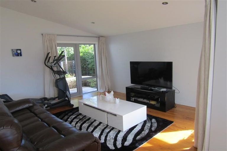 Photo of property in 37 Riverstone Drive, Riverstone Terraces, Upper Hutt, 5018