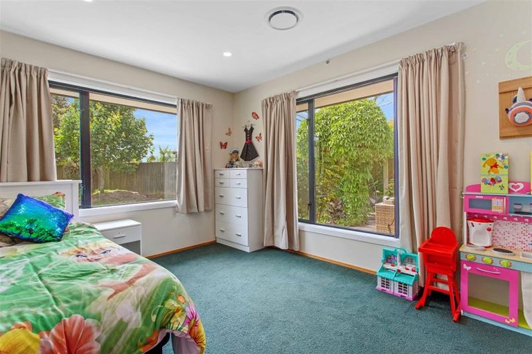 Photo of property in 3 Stable Way, Belfast, Christchurch, 8051