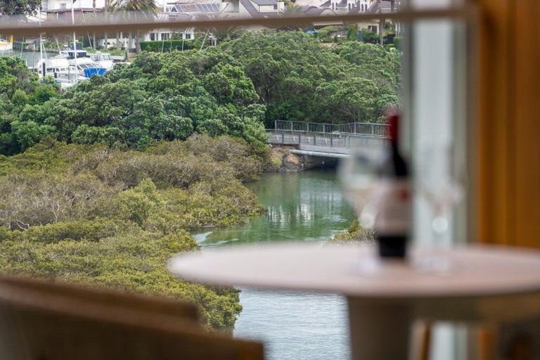 Photo of property in 601/20 Omana Road, Milford, Auckland, 0620