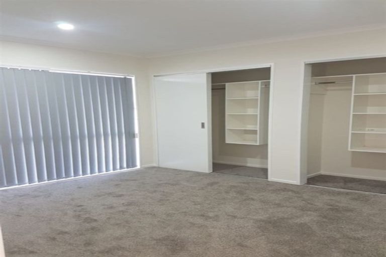 Photo of property in 33 Koroheke Road, Takanini, 2110