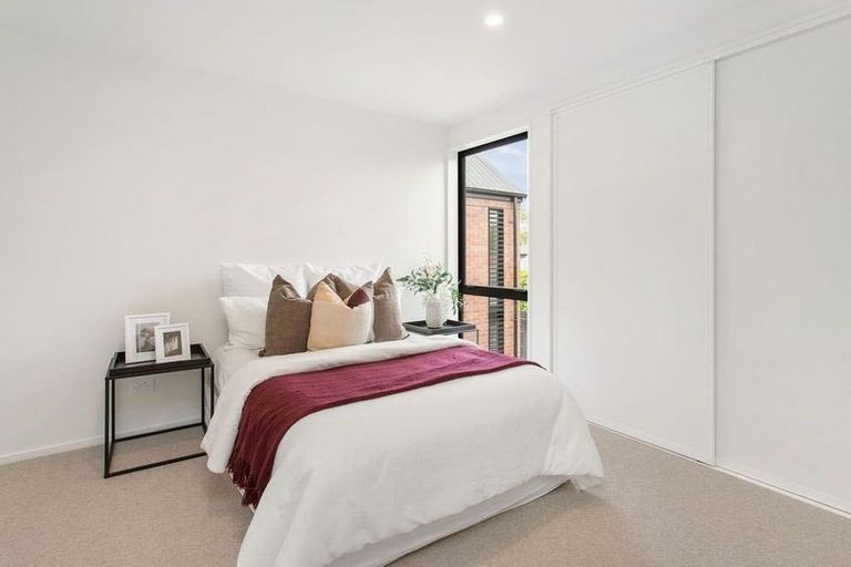 Photo of property in 3/50b Murray Place, Saint Albans, Christchurch, 8014