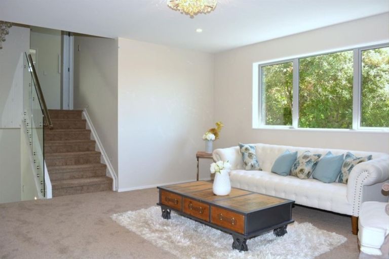 Photo of property in 224a Hill Road, The Gardens, Auckland, 2105