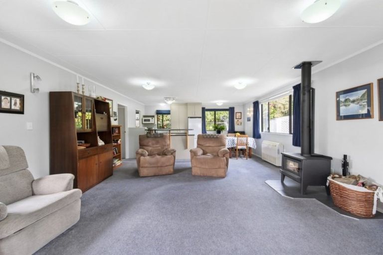 Photo of property in 35 Taringa Avenue, Kuratau, Turangi, 3381