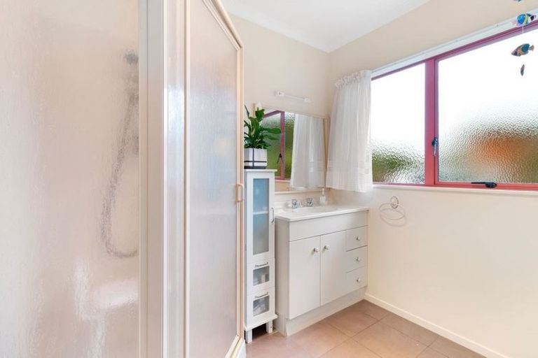 Photo of property in 17 Impala Place, Whitianga, 3510