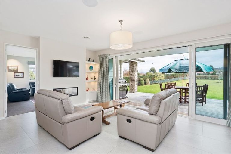 Photo of property in 30 Adian Way, Loburn, Rangiora, 7472